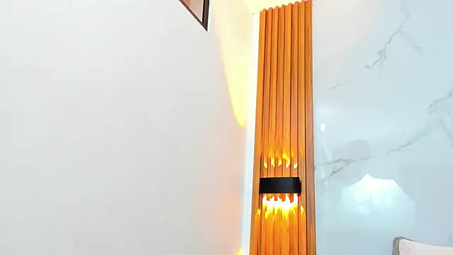 IsabellaMonet online show from December 2025 11:14:02 AM