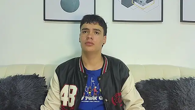 BenitoSaenz online show from April 2026 12:43:01 PM