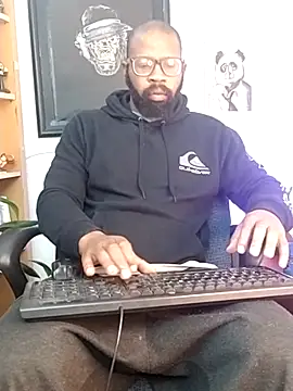 King Malik online show from October 2025 01:23:02 PM