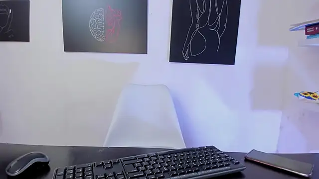 SeleneLuminari8 online show from April 2026 04:26:01 PM