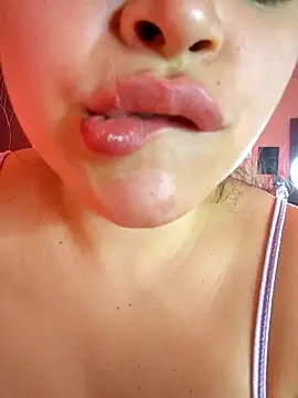 SeleneLuminari8 online show from April 2026 02:46:02 PM