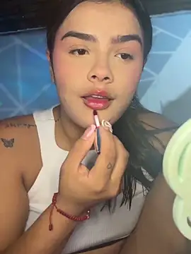 Kaily Sweet16 online show from December 2025 05:39:02 PM