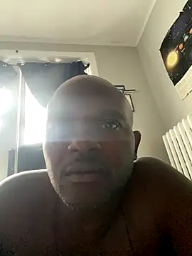 Snapshot of JezOne555 chatting on October 2025 06:19:02 PM JezOne555 online show from October 2025 06:19:02 PM