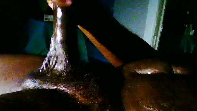 Snapshot of JezOne555 chatting on November 2025 06:31:02 PM JezOne555 online show from November 2025 06:31:02 PM