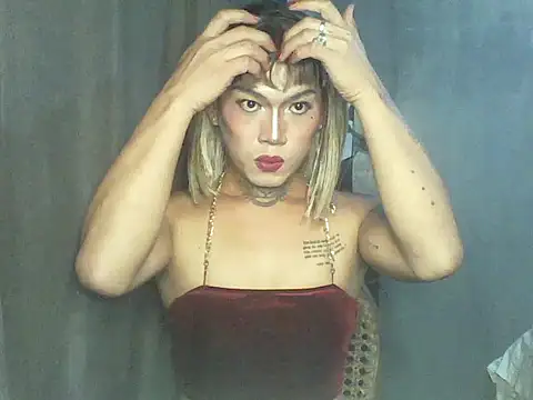 kimmy slut online show from December 2025 08:08:01 AM