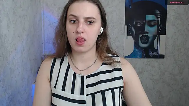 AmandaDimond  online show from April 2026 09:23:01 AM