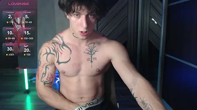 Brendan  Piks online show from November 2025 07:02:02 PM