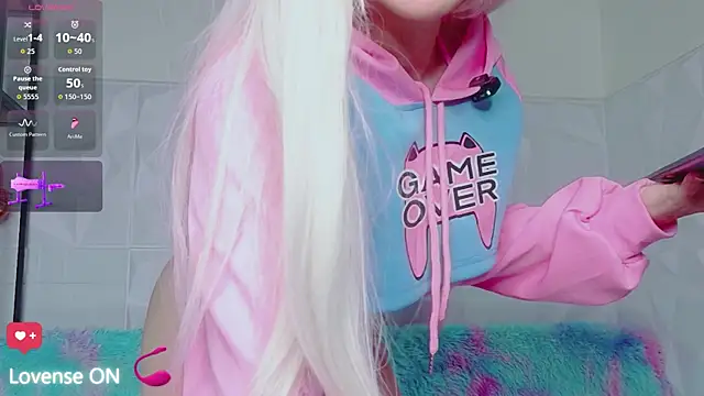 Snapshot of Hotkittylove chatting on May 2026 01:49:02 PM Hotkittylove online show from May 2026 01:49:02 PM