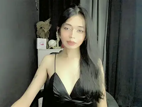 LexiLove online show from May 2026 01:52:02 PM