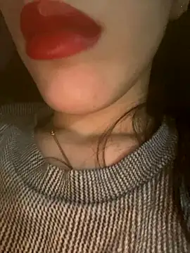 Mimisixo online show from November 2025 11:25:02 PM