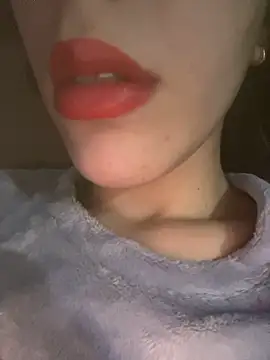 Mimisixo online show from November 2025 06:32:01 PM