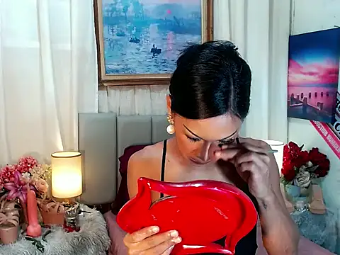 sassylatina online show from November 2025 12:56:01 PM