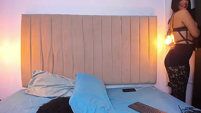 ana foxi online show from October 2025 08:42:01 PM