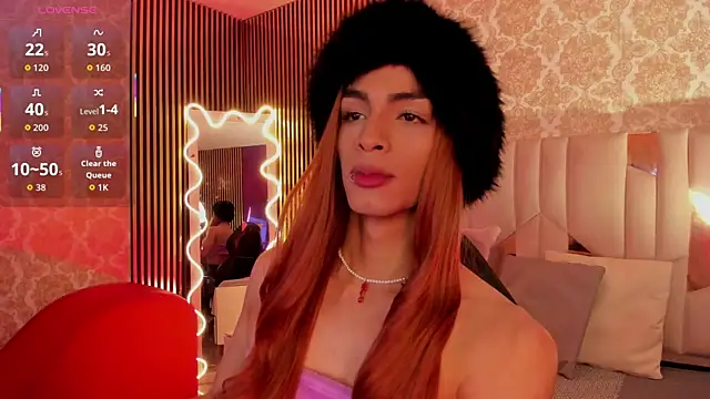 LIHIAN TAY online show from November 2025 03:27:01 AM