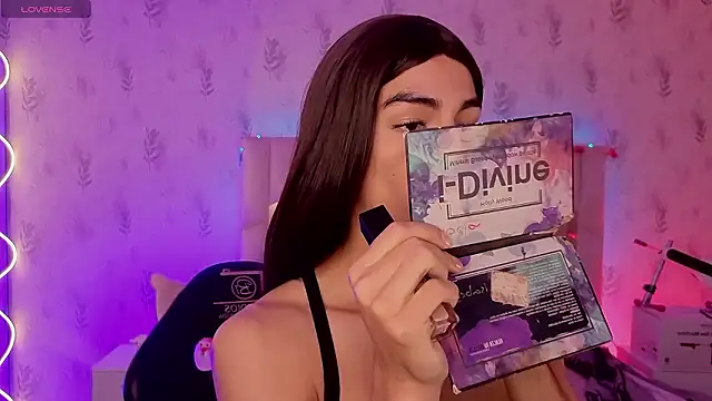 LIHIAN TAY online show from March 2026 12:31:02 PM