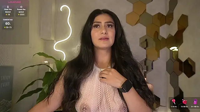 Snapshot of saritass_ chatting on June 2026 12:04:01 AM saritass online show from June 2026 12:04:01 AM