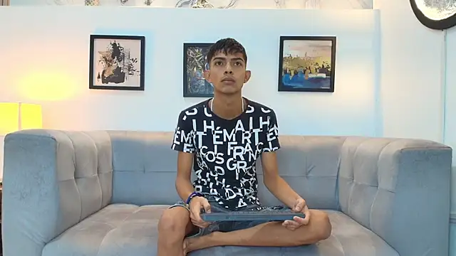 PRETTY SEX1 online show from December 2025 01:19:01 PM