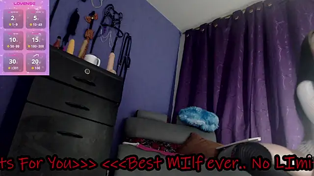 angierot2025 online show from February 2026 07:41:01 PM