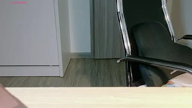 Ryeon 99 online show from April 2026 02:39:02 PM