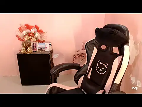 asian lust  online show from May 2026 05:25:01 AM