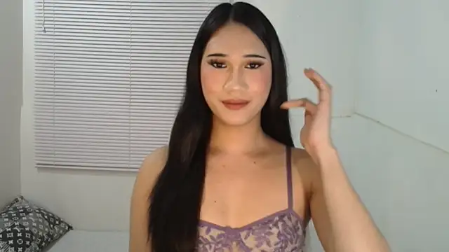 Leighs Celine online show from February 2026 08:58:01 PM