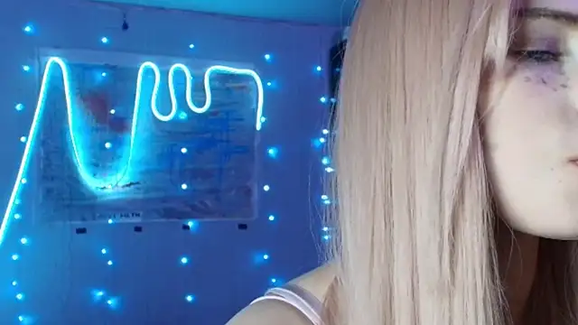 PieraMarch online show from September 2025 07:59:01 PM