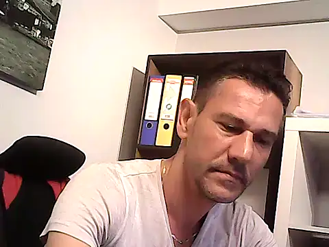 Snapshot of mastercharisma35 chatting on April 2026 10:09:02 AM mastercharisma35 online show from April 2026 10:09:02 AM