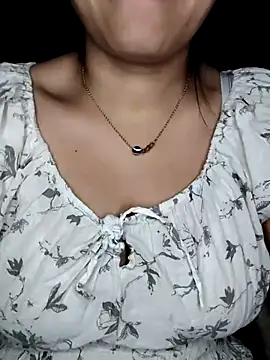 Snapshot of Horny_Shalu chatting on November 2025 06:43:02 PM Horny Shalu online show from November 2025 06:43:02 PM