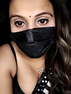 Snapshot of Horny_Shalu chatting on December 2025 05:51:02 PM Horny Shalu online show from December 2025 05:51:02 PM