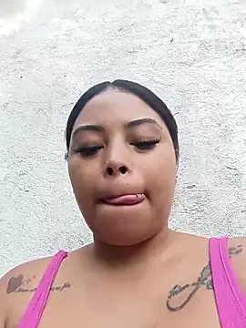 Naomi-Summer online show from November 2025 08:40:02 PM