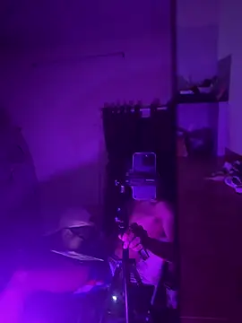 boyhigh1997 online show from November 2025 05:23:02 PM