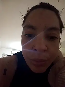 chicalunar24 online show from February 2026 08:03:02 PM