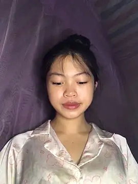 Snapshot of Thy00__ chatting on September 2025 09:56:01 AM Thy00 online show from September 2025 09:56:01 AM