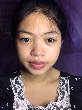 Snapshot of Thy00__ chatting on October 2025 01:13:01 AM Thy00 online show from October 2025 01:13:01 AM