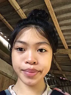 Snapshot of Thy00__ chatting on October 2025 09:07:02 AM Thy00 online show from October 2025 09:07:02 AM