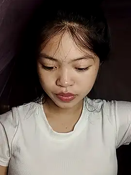 Snapshot of Thy00__ chatting on October 2025 08:04:02 AM Thy00 online show from October 2025 08:04:02 AM