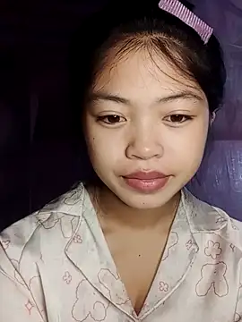 Snapshot of Thy00__ chatting on October 2025 12:44:01 AM Thy00 online show from October 2025 12:44:01 AM