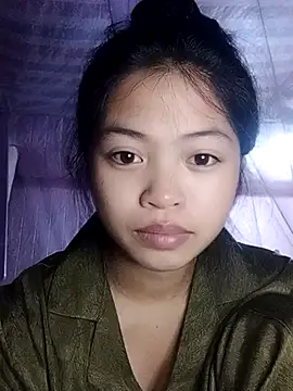 Snapshot of Thy00__ chatting on October 2025 03:27:01 PM Thy00 online show from October 2025 03:27:01 PM