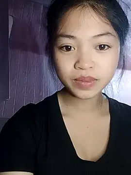 Snapshot of Thy00__ chatting on October 2025 03:47:02 PM Thy00 online show from October 2025 03:47:02 PM