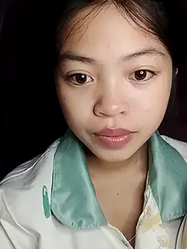 Snapshot of Thy00__ chatting on October 2025 07:37:01 PM Thy00 online show from October 2025 07:37:01 PM