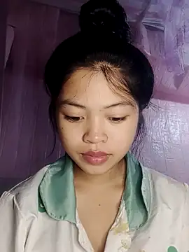 Snapshot of Thy00__ chatting on November 2025 03:31:01 AM Thy00 online show from November 2025 03:31:01 AM