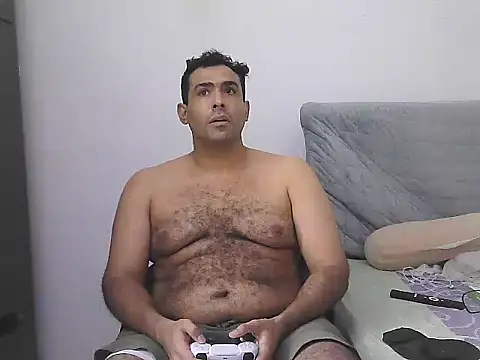 Snapshot of morenocabro10 chatting on April 2026 02:27:02 AM morenocabro10 online show from April 2026 02:27:02 AM