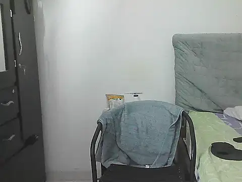 Snapshot of morenocabro10 chatting on May 2026 06:58:01 PM morenocabro10 online show from May 2026 06:58:01 PM