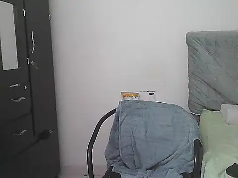 Snapshot of morenocabro10 chatting on May 2026 04:19:01 AM morenocabro10 online show from May 2026 04:19:01 AM