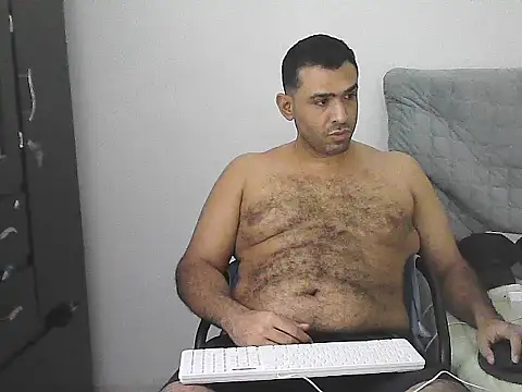 Snapshot of morenocabro10 chatting on May 2026 10:37:02 PM morenocabro10 online show from May 2026 10:37:02 PM
