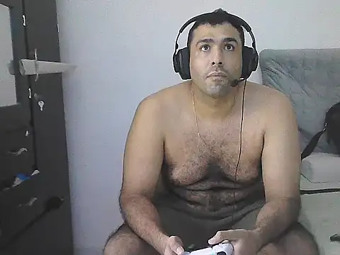 Snapshot of morenocabro10 chatting on May 2026 04:07:02 AM morenocabro10 online show from May 2026 04:07:02 AM