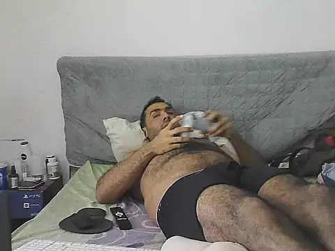 Snapshot of morenocabro10 chatting on May 2026 02:51:02 AM morenocabro10 online show from May 2026 02:51:02 AM