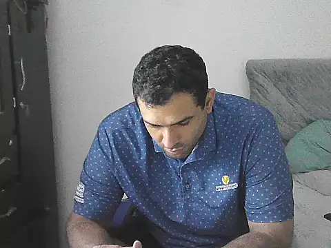 Snapshot of morenocabro10 chatting on June 2026 04:06:01 AM morenocabro10 online show from June 2026 04:06:01 AM