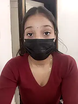 Snapshot of Cute_Rakhi8 chatting on November 2025 04:33:02 AM Cute Rakhi8 online show from November 2025 04:33:02 AM