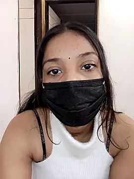 Snapshot of Cute_Rakhi8 chatting on November 2025 04:29:02 AM Cute Rakhi8 online show from November 2025 04:29:02 AM